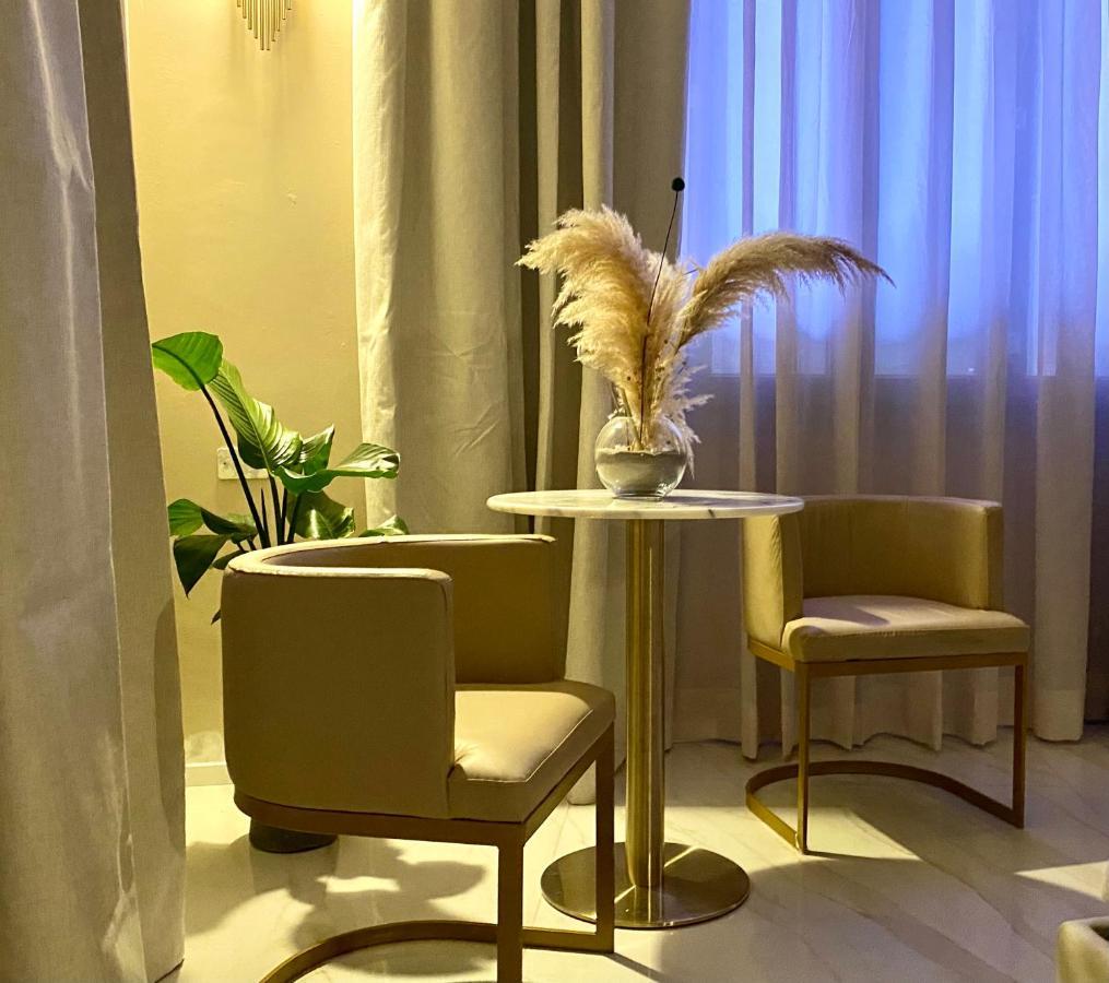 Intomilan Galleria Duomo I Boutique & Design Aparthotel Zewnętrze zdjęcie